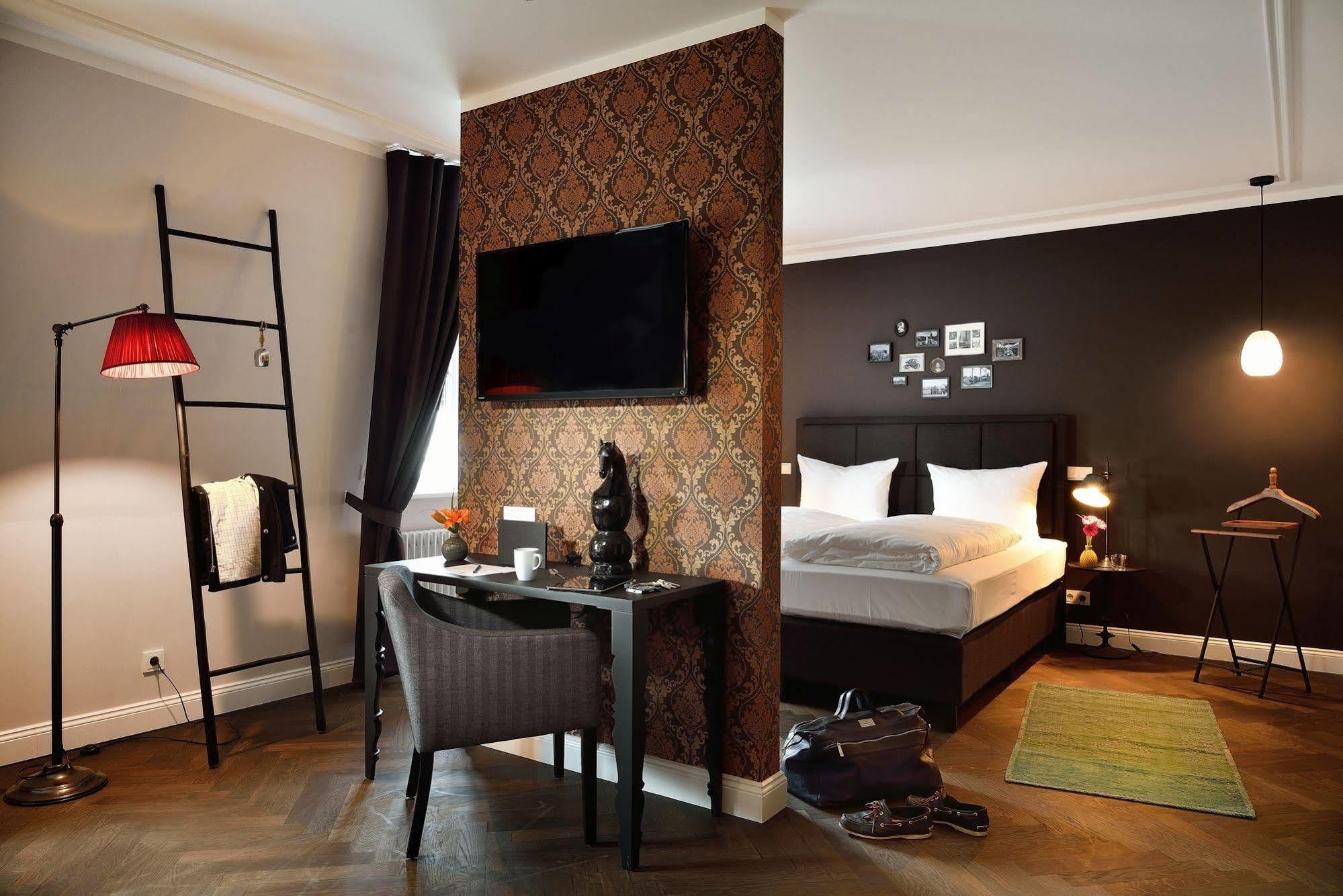 Syte Boutique Hotel Манхайм Екстериор снимка