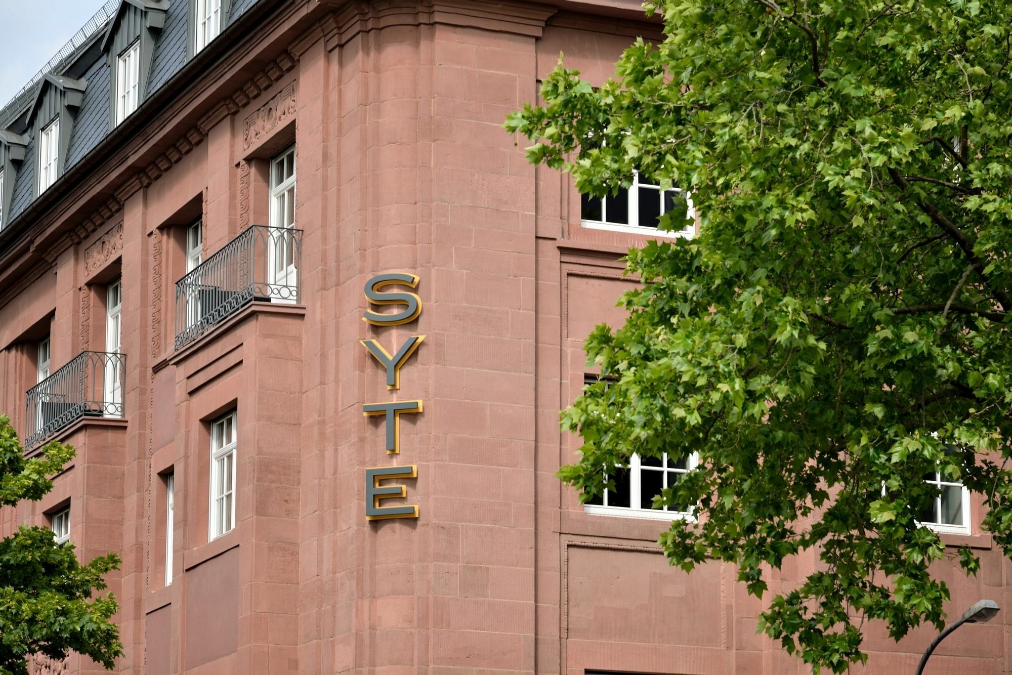 Syte Boutique Hotel Манхайм Екстериор снимка